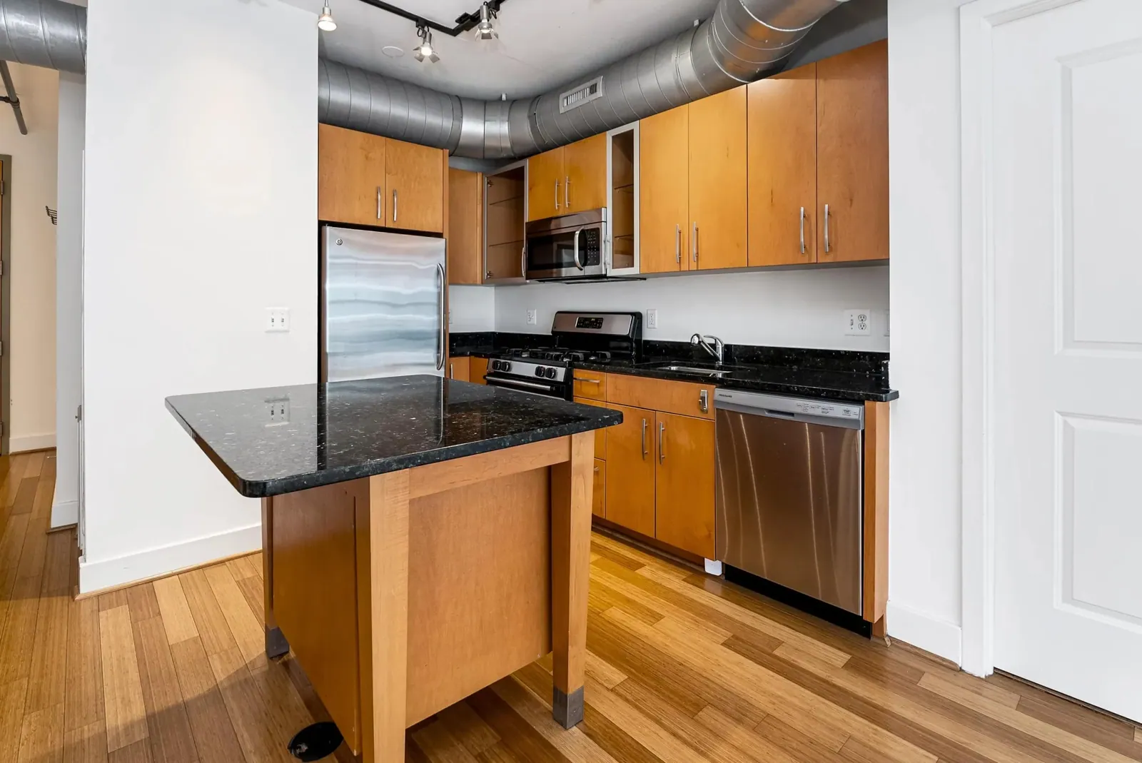 Condo Remodel – 14th Street, DC, before (2 of 4)